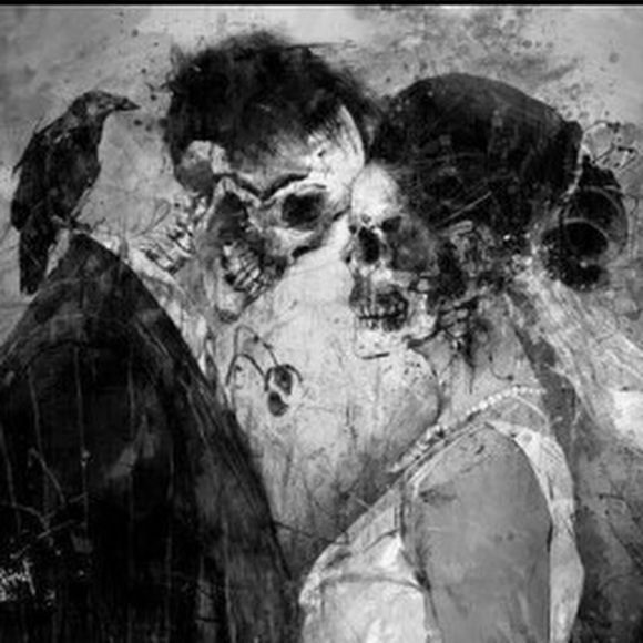 Meet your Posher, April - Picture 1 of 1